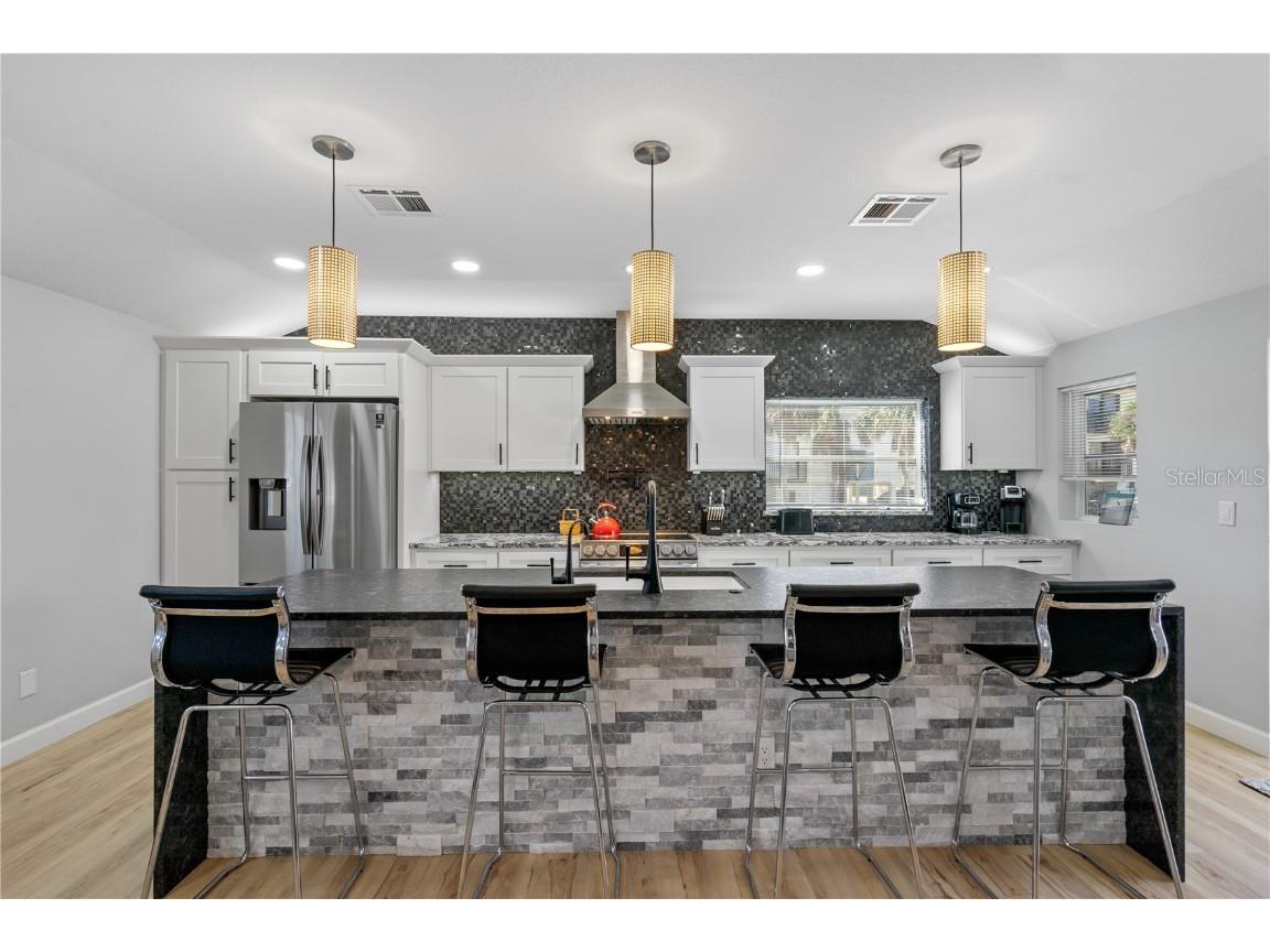 2476 N Beach Road Englewood FL 34223 C7515666 image11