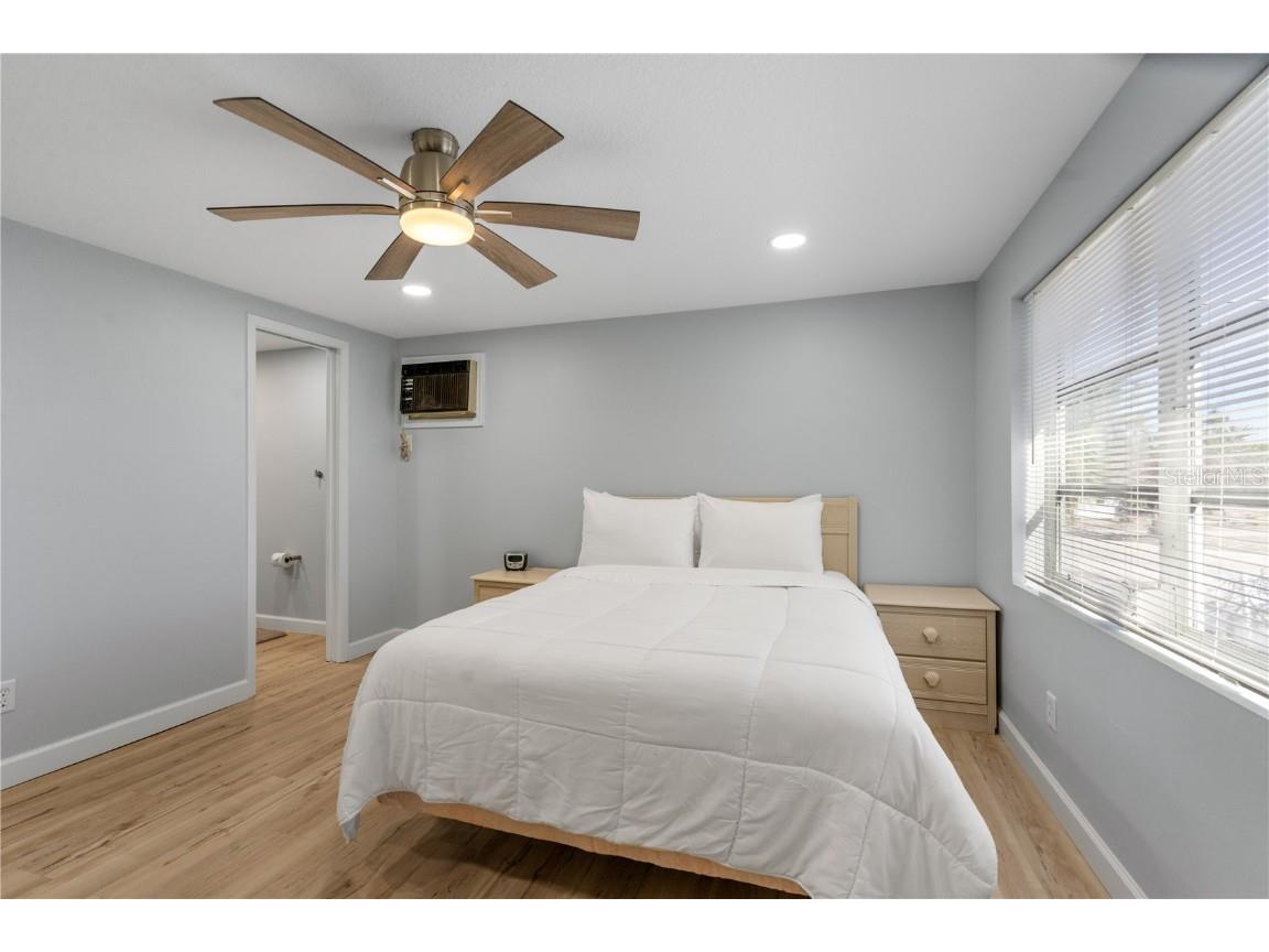 2476 N Beach Road Englewood FL 34223 C7515666 image39