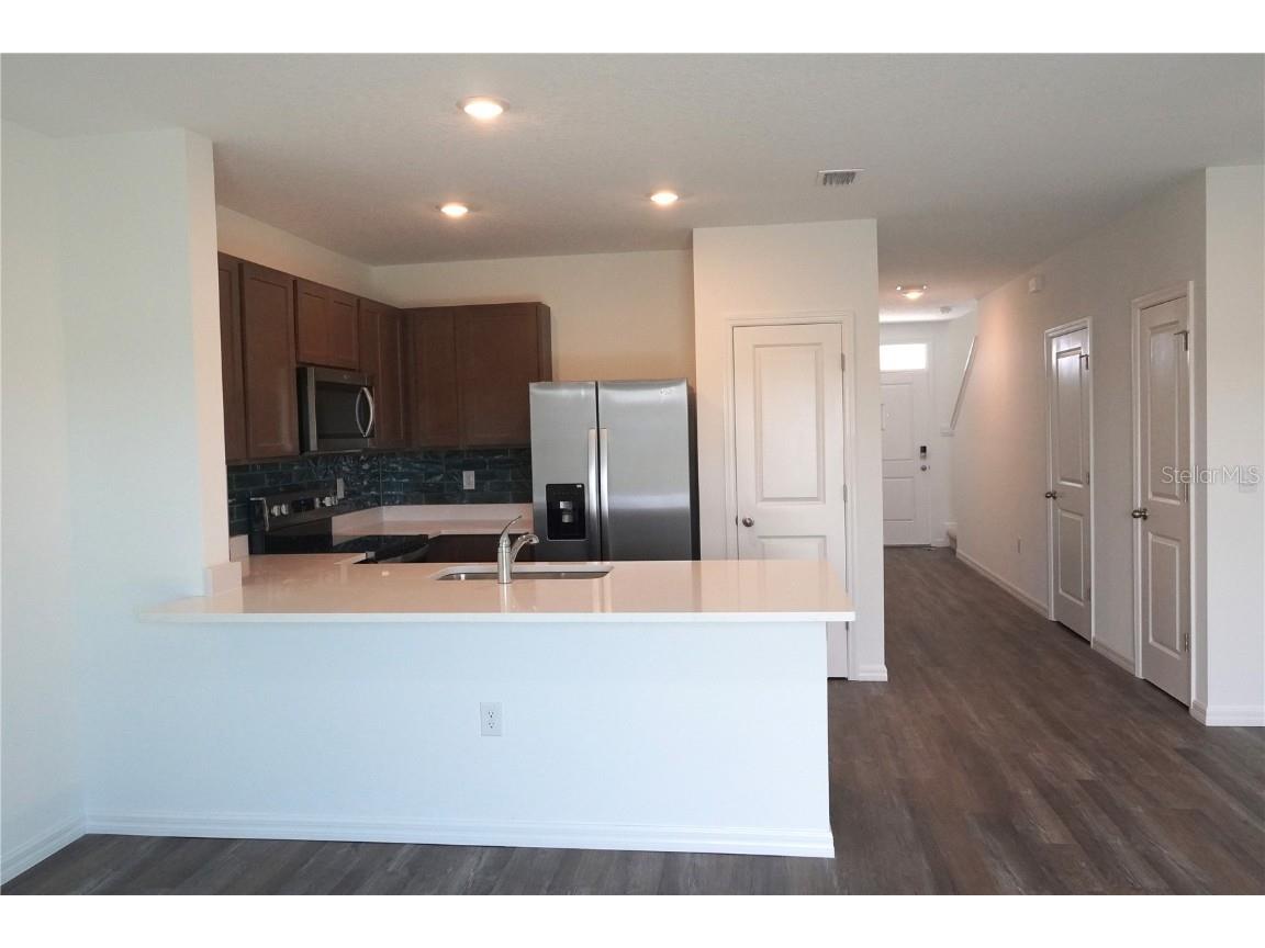 2476 Riversong Lodge Ln Wesley Chapel FL 33543 W7881342 image9