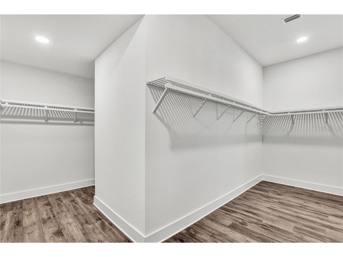 2477 Waterfront Circle Sarasota FL 34240 A4626243 image13