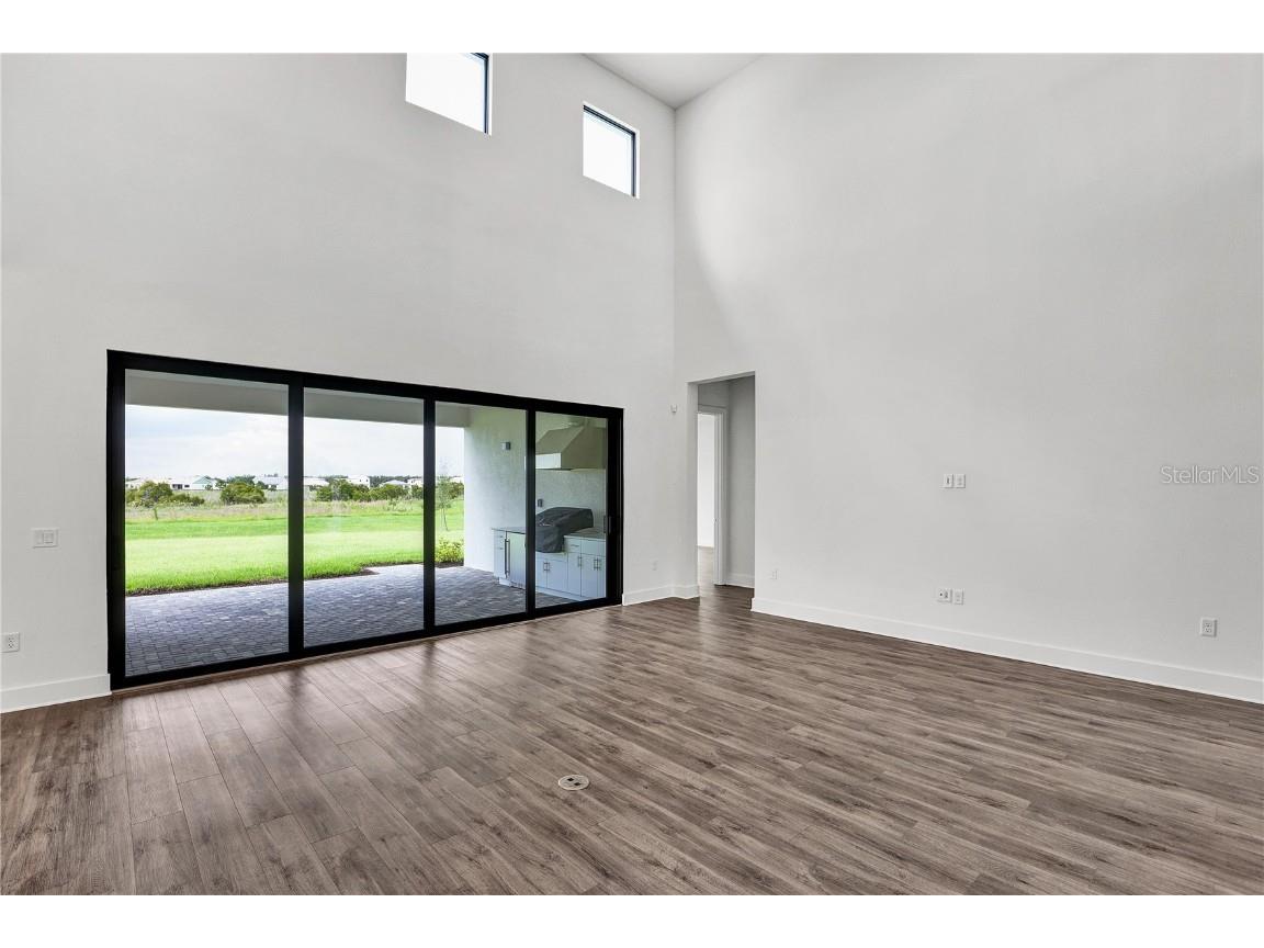 2477 Waterfront Circle Sarasota FL 34240 A4626243 image17