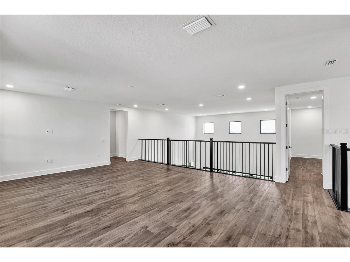 2477 Waterfront Circle Sarasota FL 34240 A4626243 image23