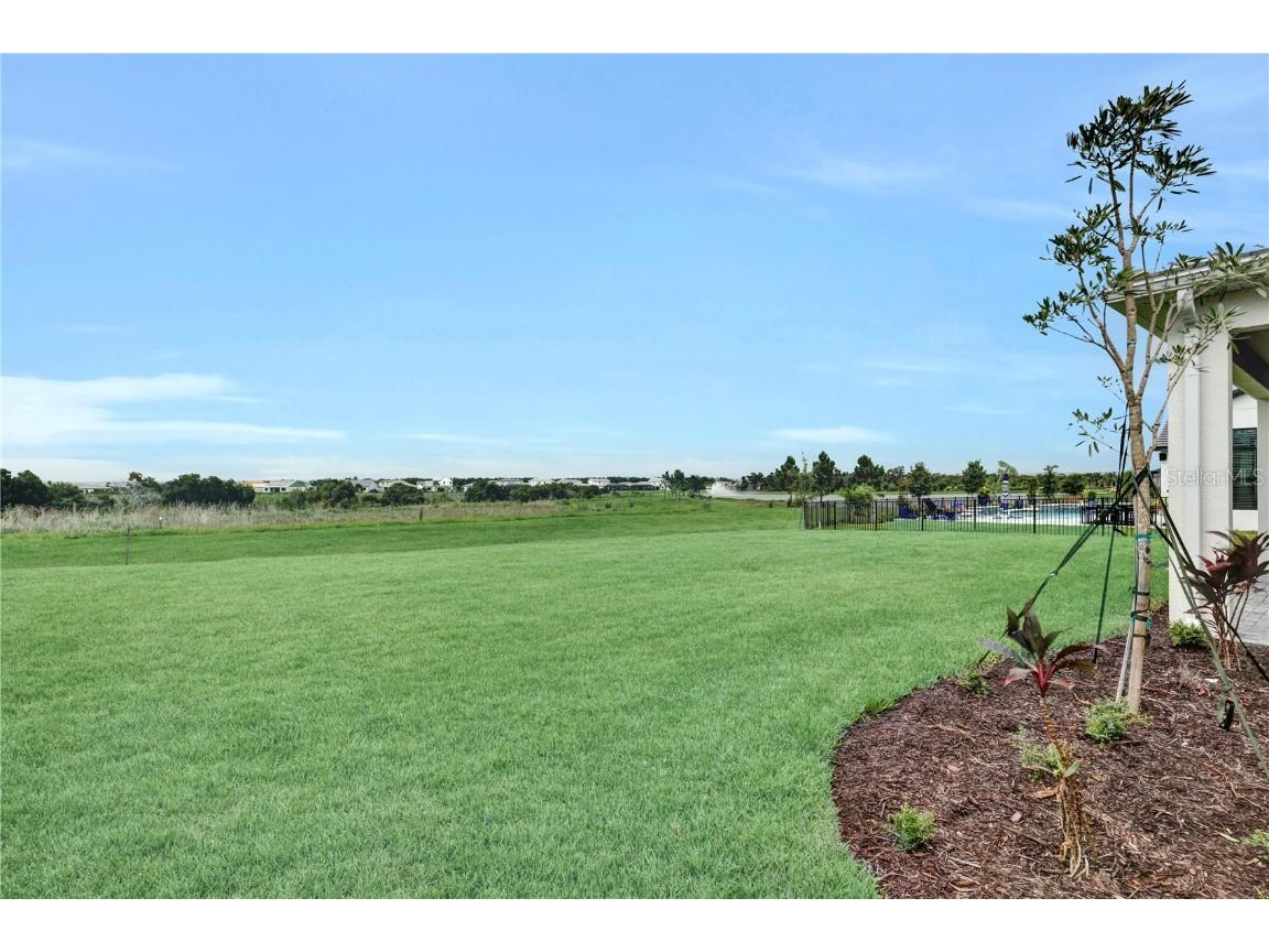 2477 Waterfront Circle Sarasota FL 34240 A4626243 image38