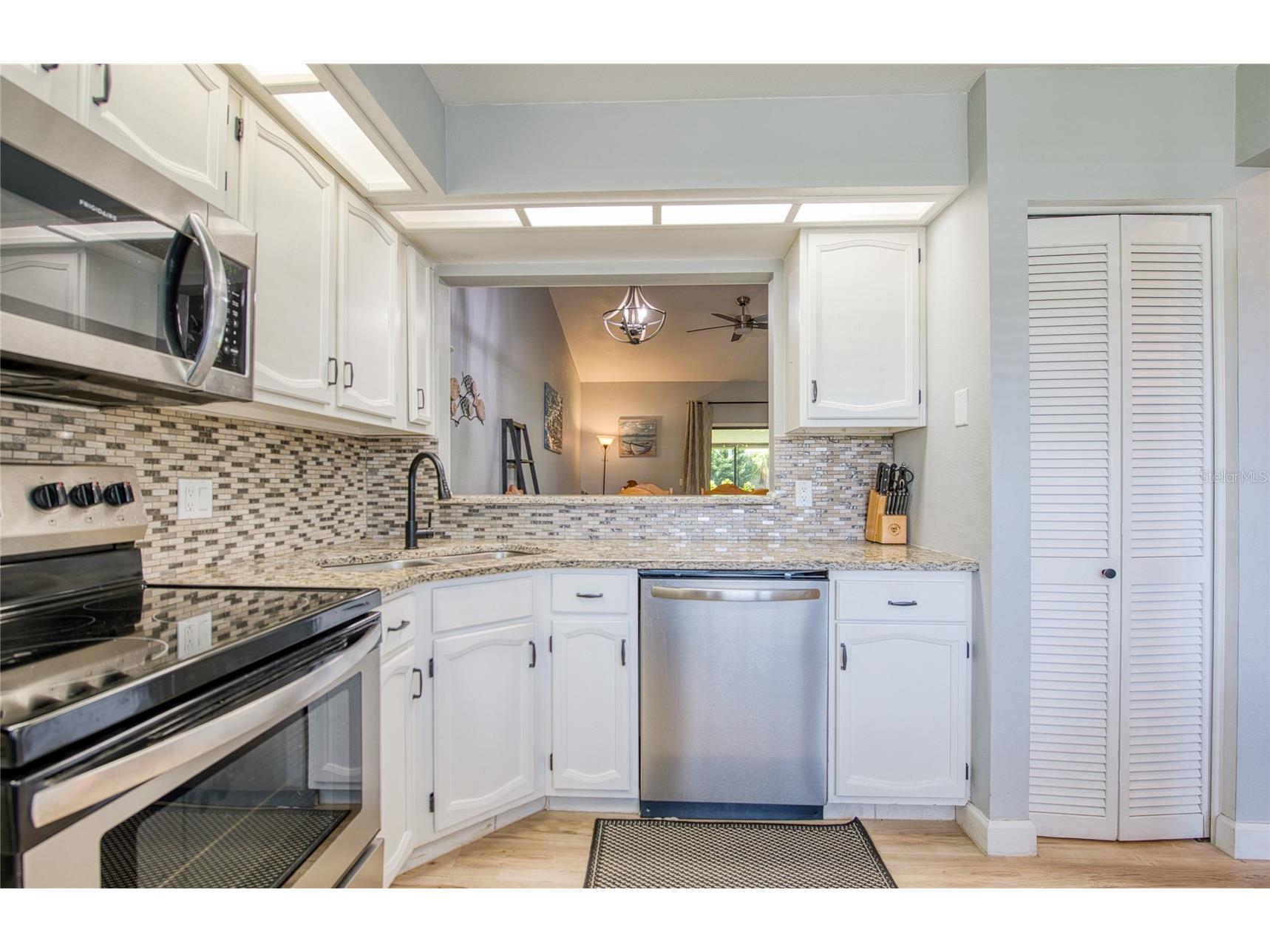 2478 Bentley Dr Palm Harbor FL 34684 TB8511587 image12
