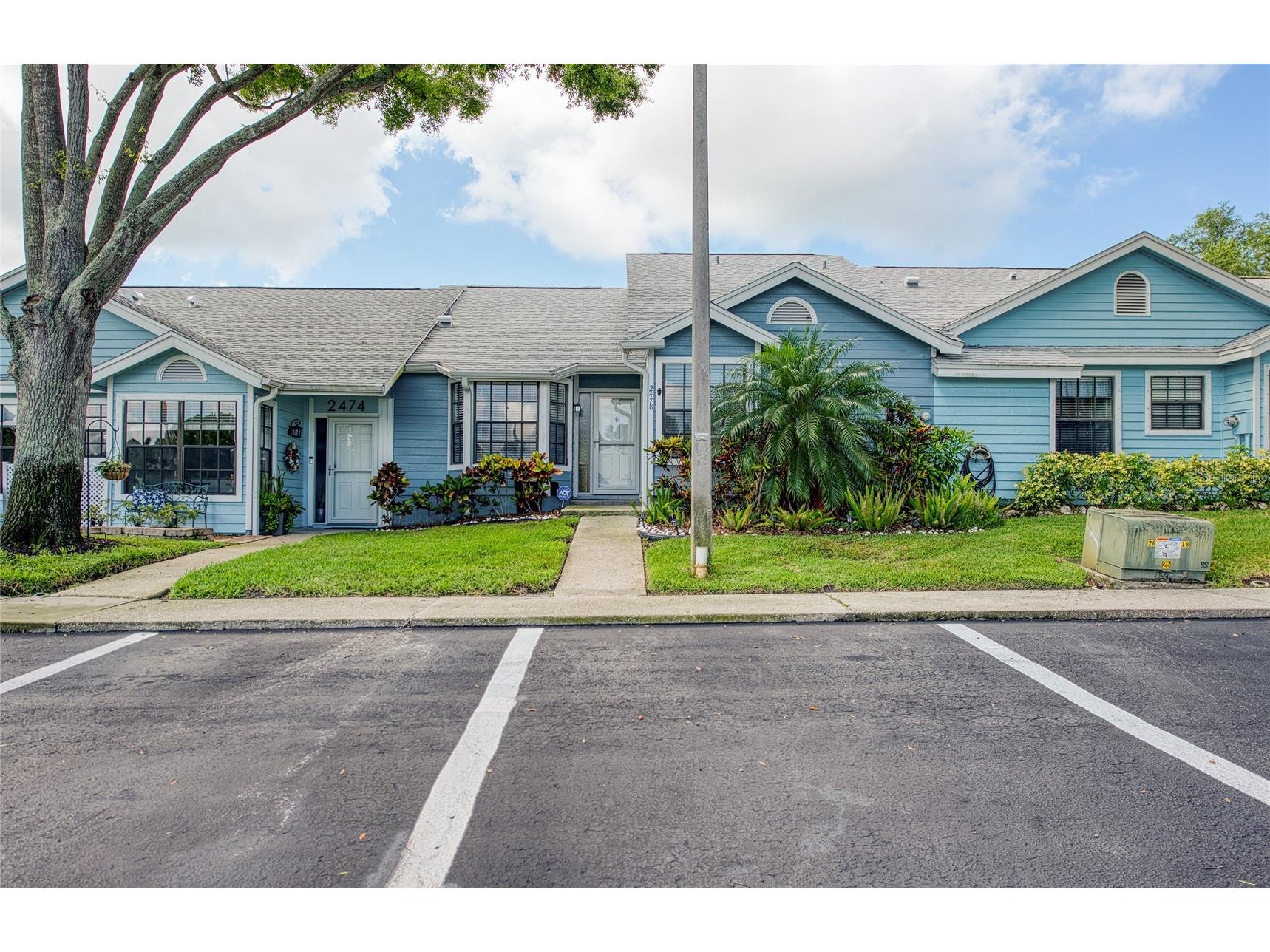 2478 Bentley Dr Palm Harbor FL 34684 TB8511587 image3
