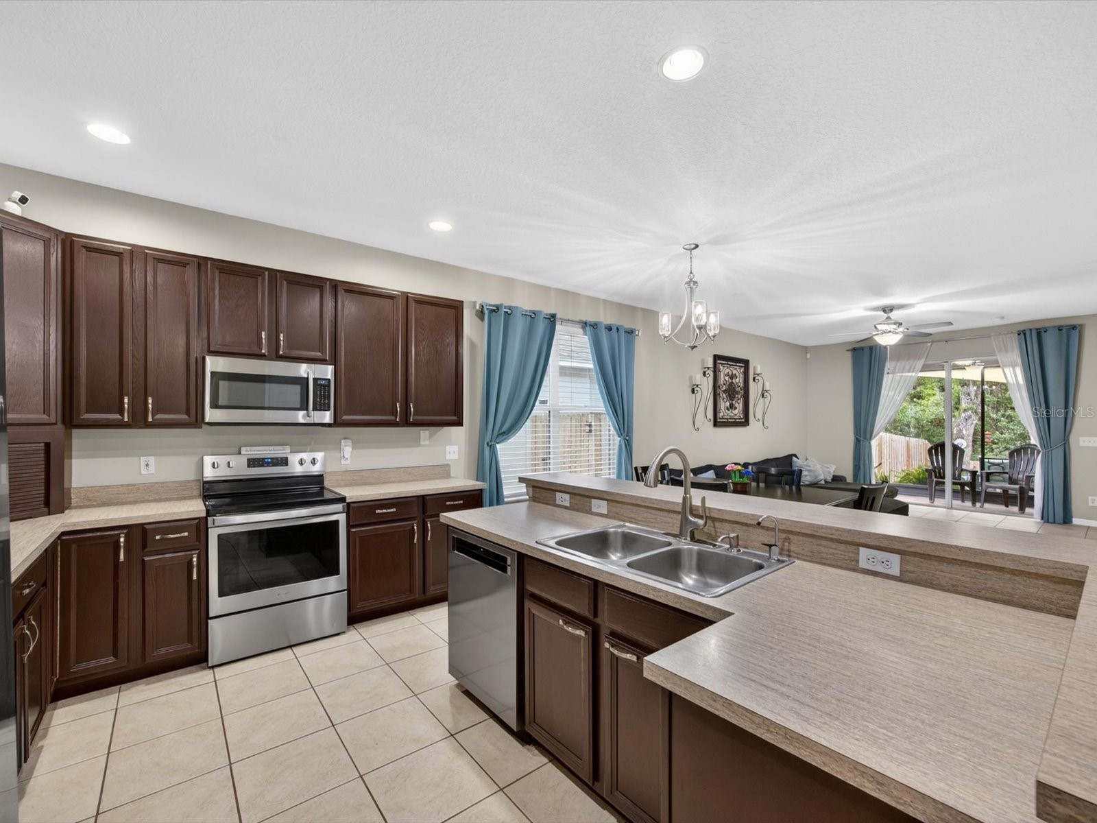 2478 Cypress Trace Circle Orlando FL 32825 V4949341 image10