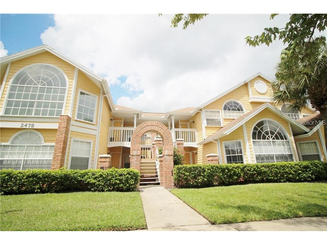2478 Sweetwater Club Circle #94 Kissimmee FL 34746 R4910114 image1