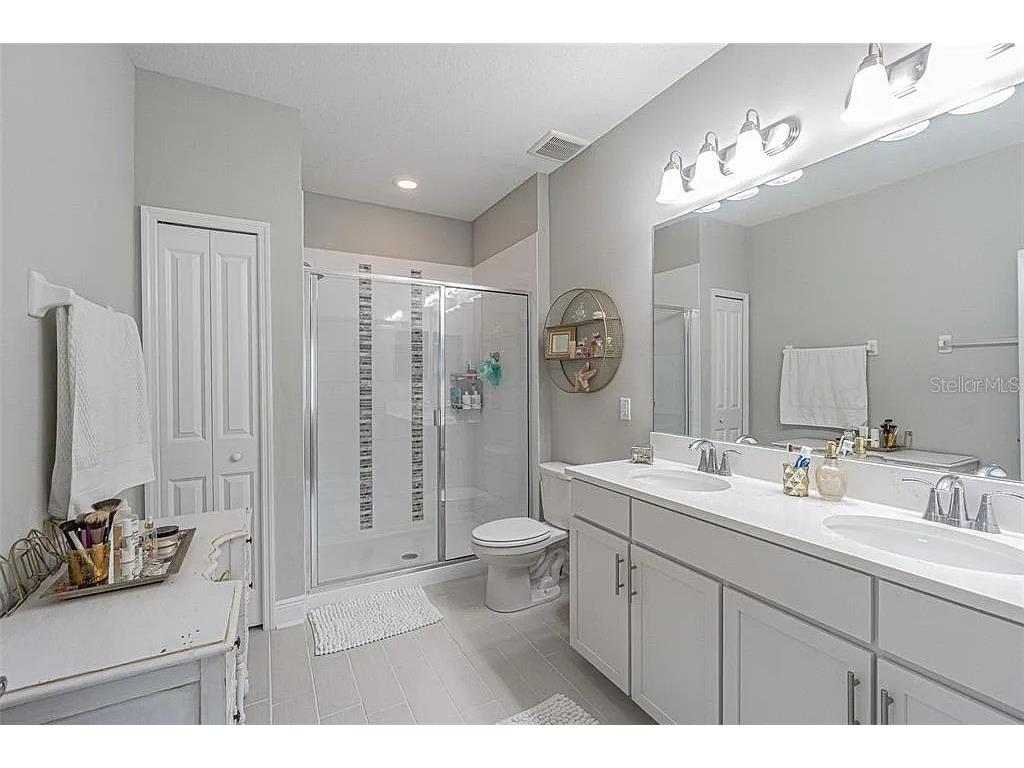 2479 Foggy Creek Circle Clearwater FL 33764 TB8436327 image13