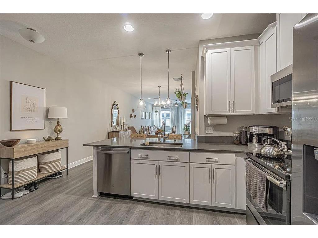 2479 Foggy Creek Circle Clearwater FL 33764 TB8436327 image2