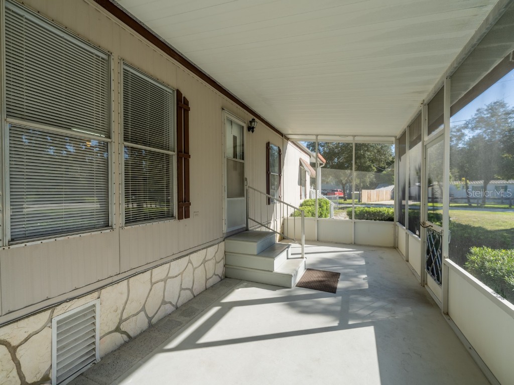 24797 NE 135th Street Salt Springs FL 32134 - LITTLE LAKE KERR CANAL FRONT OM711705 image26