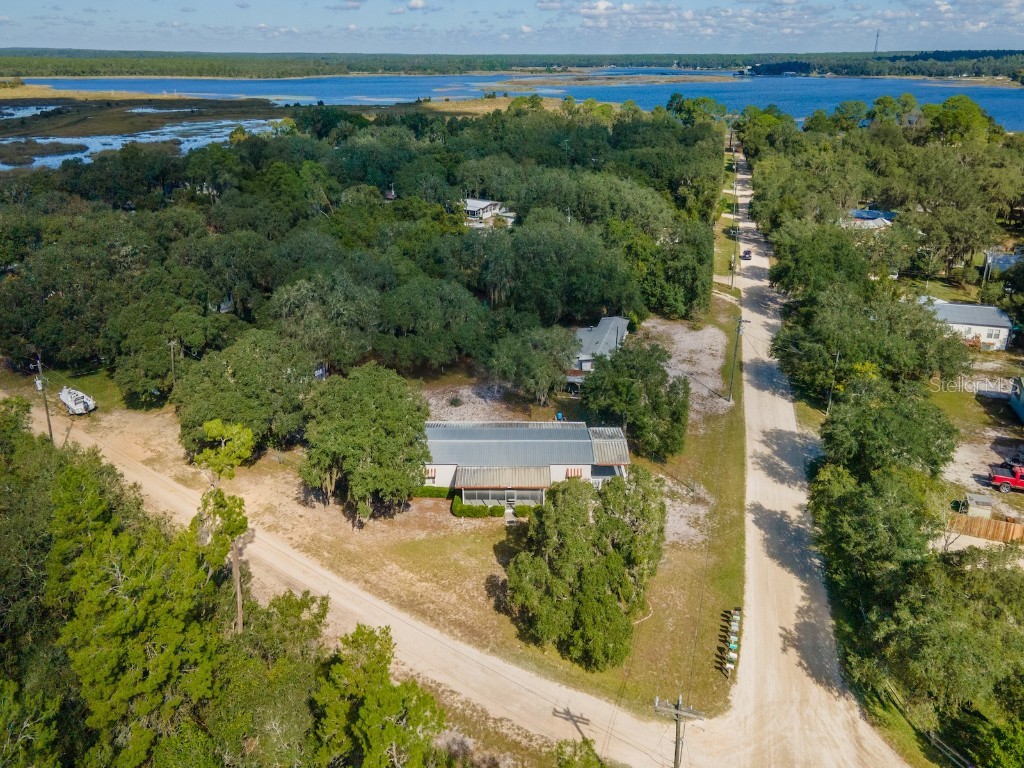 24797 NE 135th Street Salt Springs FL 32134 - LITTLE LAKE KERR CANAL FRONT OM711705 image30