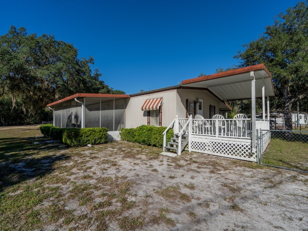 24797 NE 135th Street Salt Springs FL 32134 - LITTLE LAKE KERR CANAL FRONT OM711705 image5