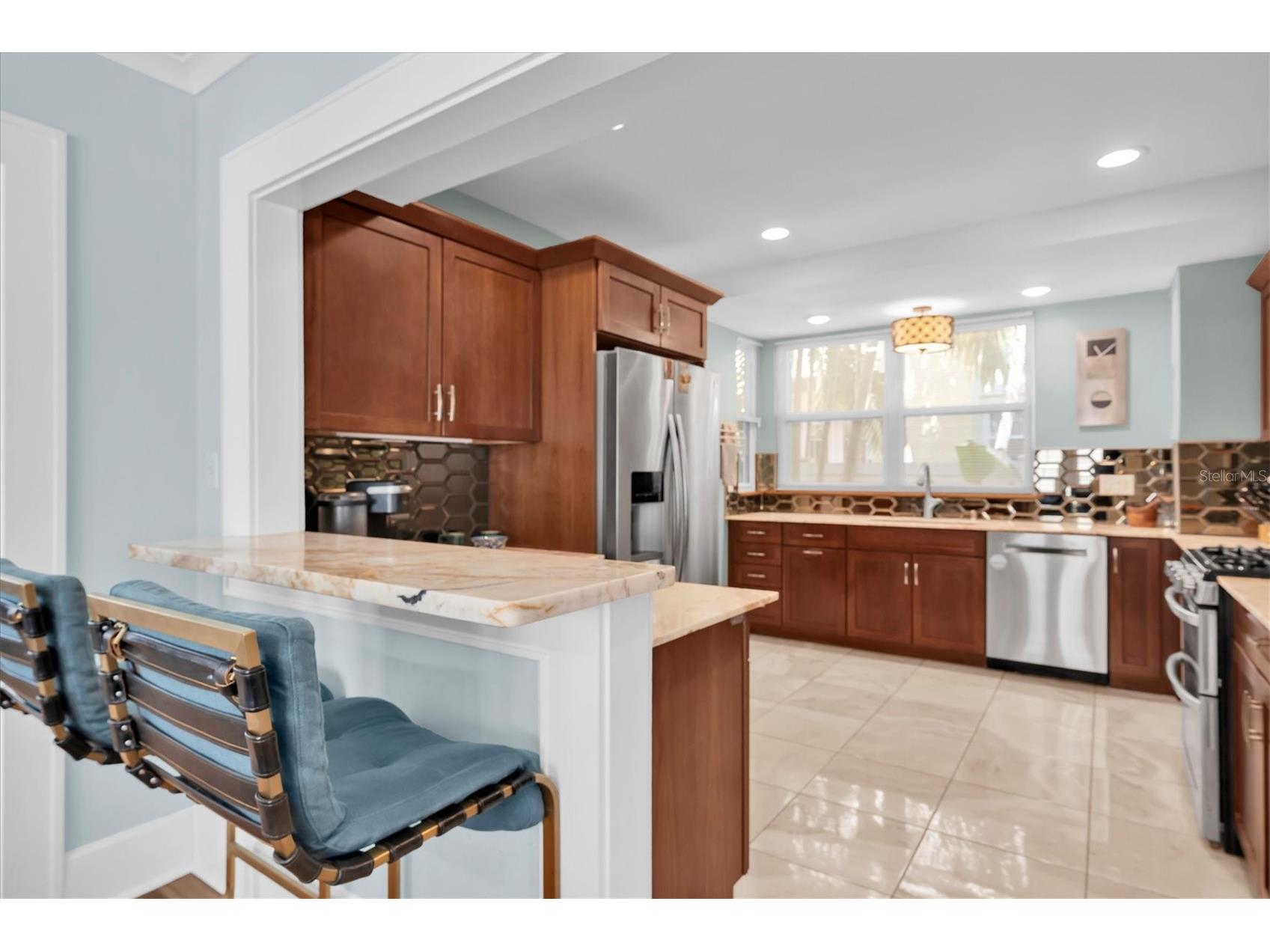 248 14th Avenue NE Saint Petersburg FL 33701 TB8516040 image22