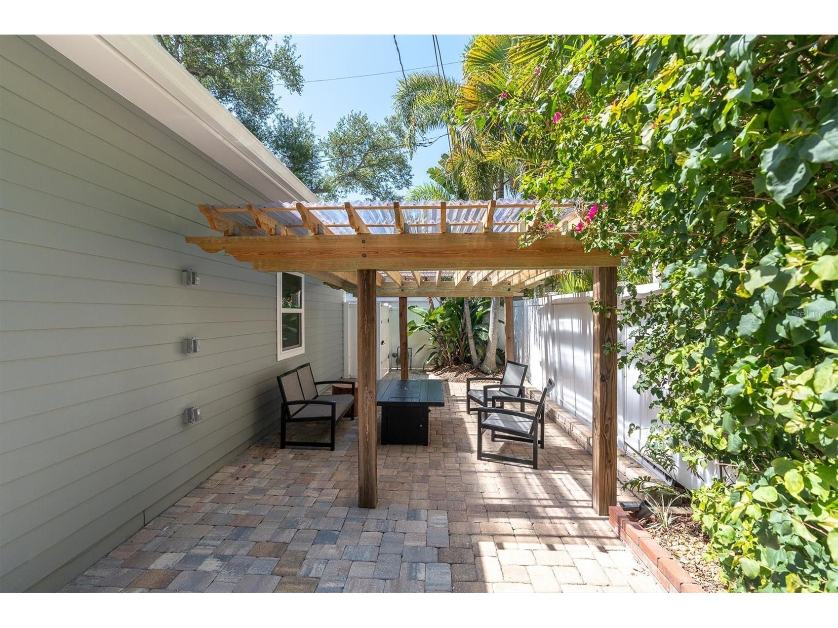 248 14th Avenue NE Saint Petersburg FL 33701 TB8516040 image44