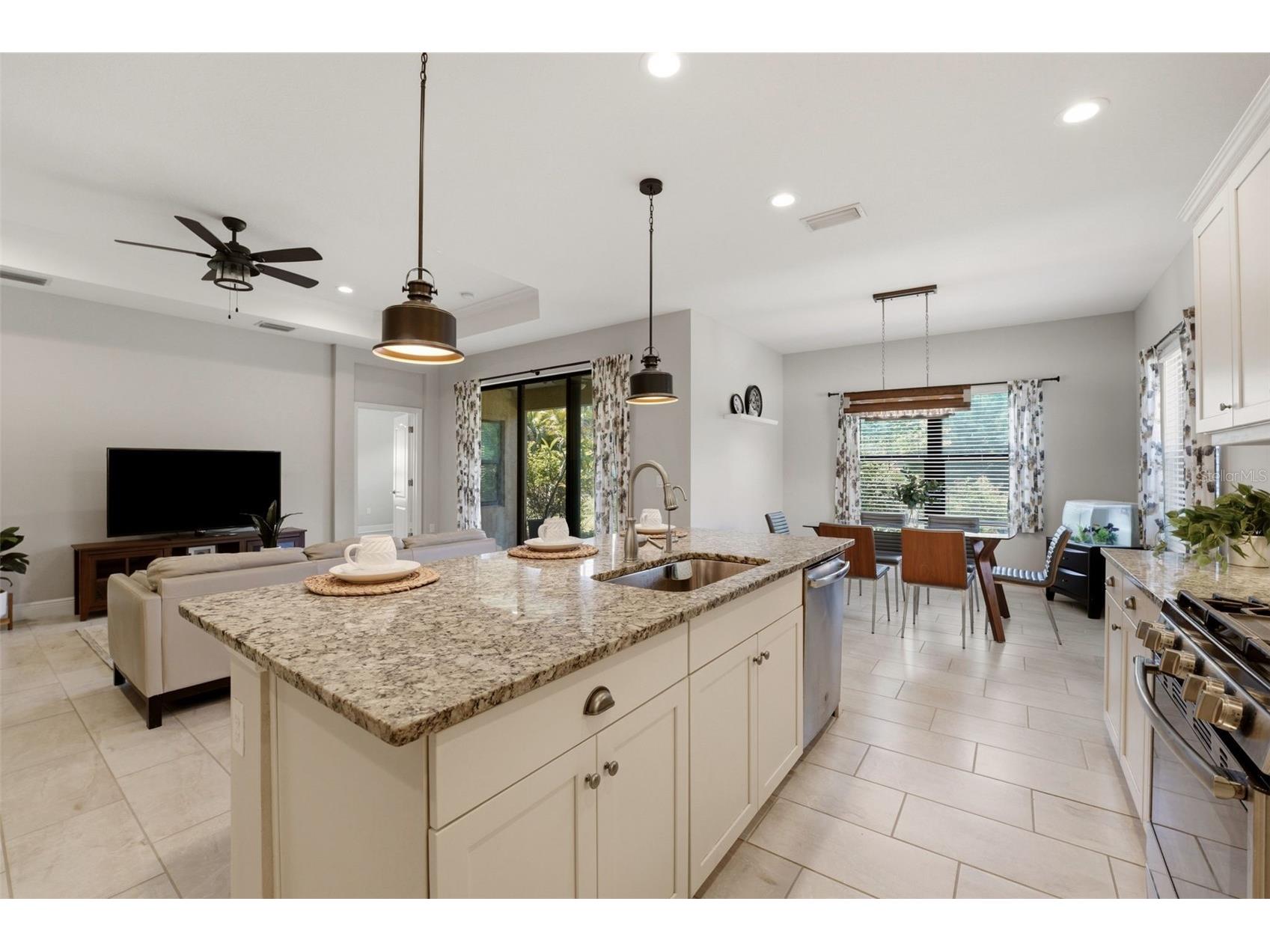 248 Benedetto Court Nokomis FL 34275 A4696815 image17