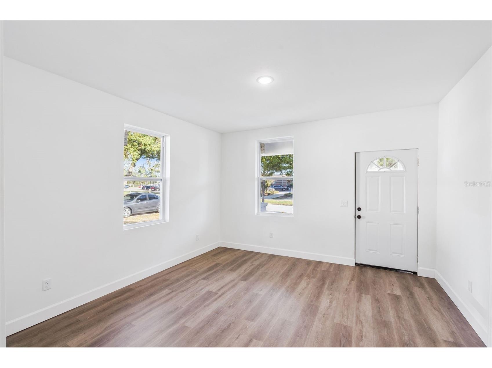 248 E Magnolia Street Groveland FL 34736 O6424896 image5
