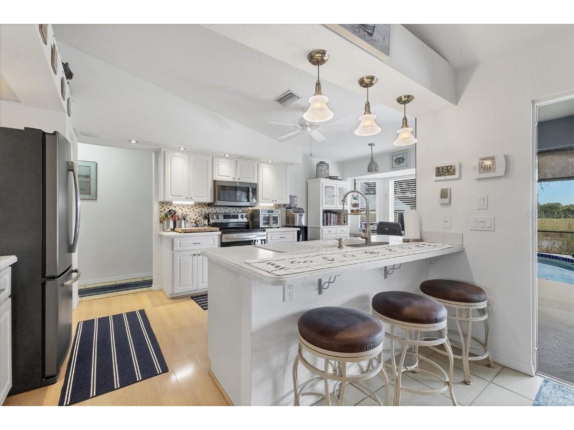 248 Rotonda Circle Rotonda West FL 33947 D6145330 image3