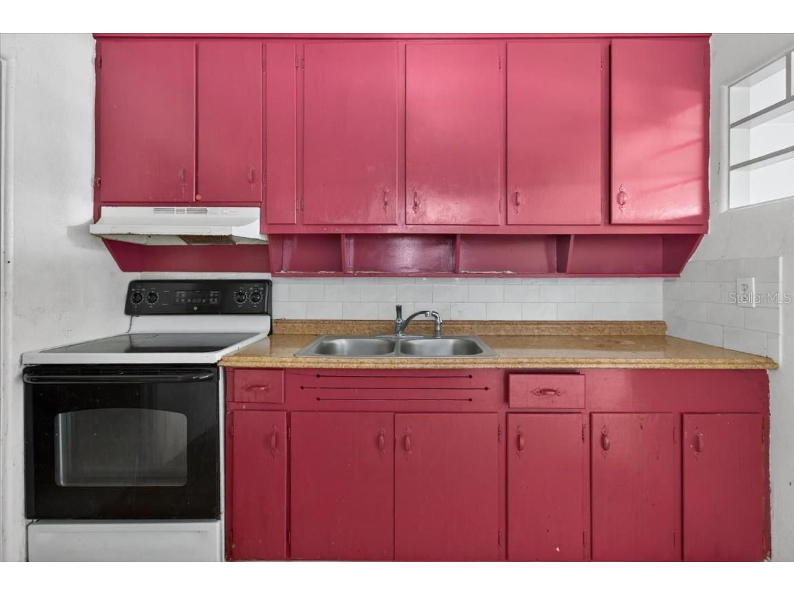 2480 18th Avenue N Saint Petersburg FL 33713 TB8455563 image17