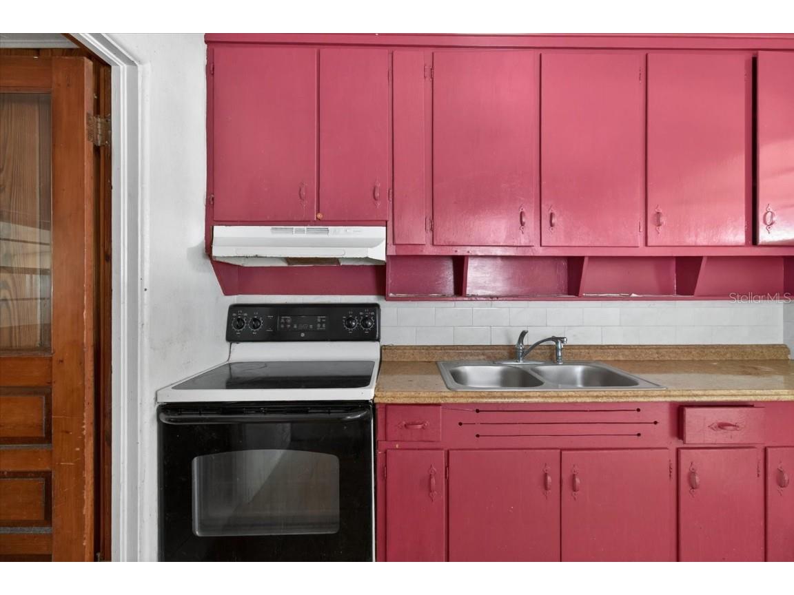 2480 18th Avenue N Saint Petersburg FL 33713 TB8455563 image19