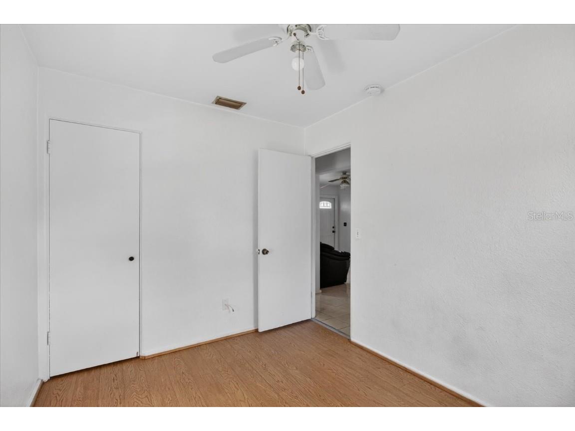 2480 18th Avenue N Saint Petersburg FL 33713 TB8455563 image31