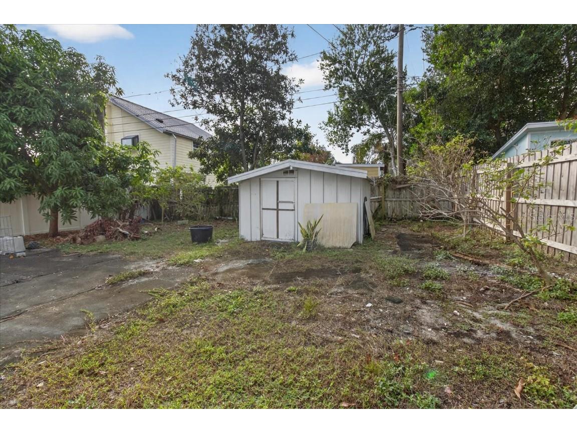 2480 18th Avenue N Saint Petersburg FL 33713 TB8455563 image52