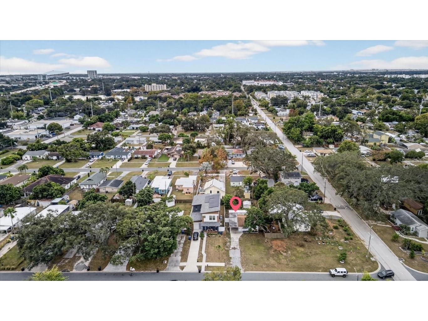 2480 18th Avenue N Saint Petersburg FL 33713 TB8455563 image70