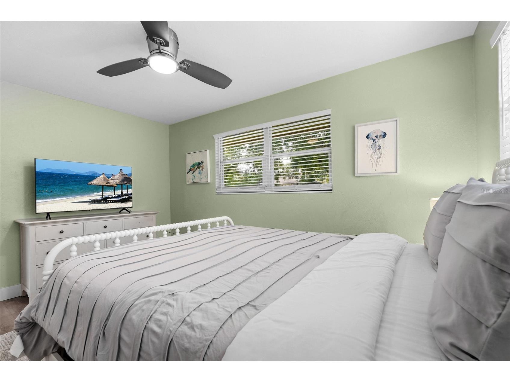 2480 Alameda Avenue Sarasota FL 34234 A4695803 image32