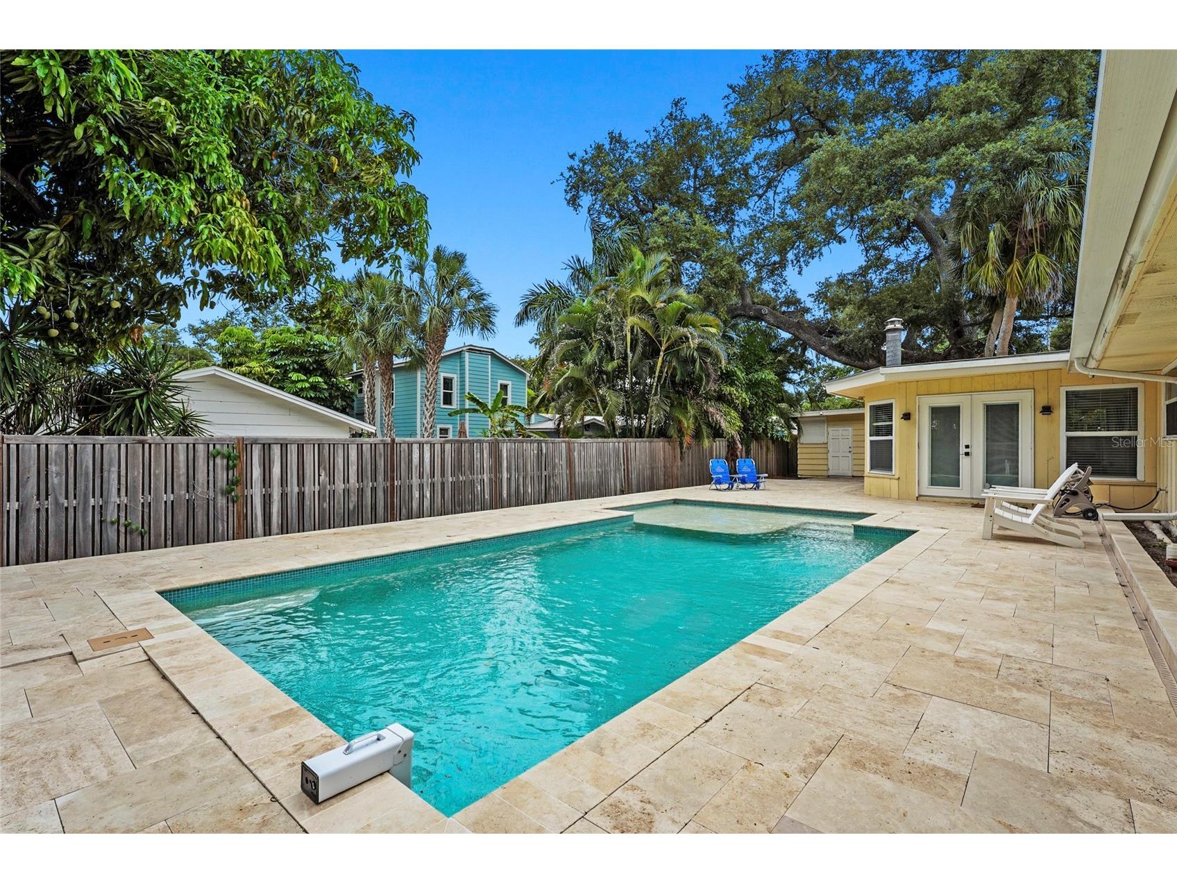 2480 Alameda Avenue Sarasota FL 34234 A4695803 image48