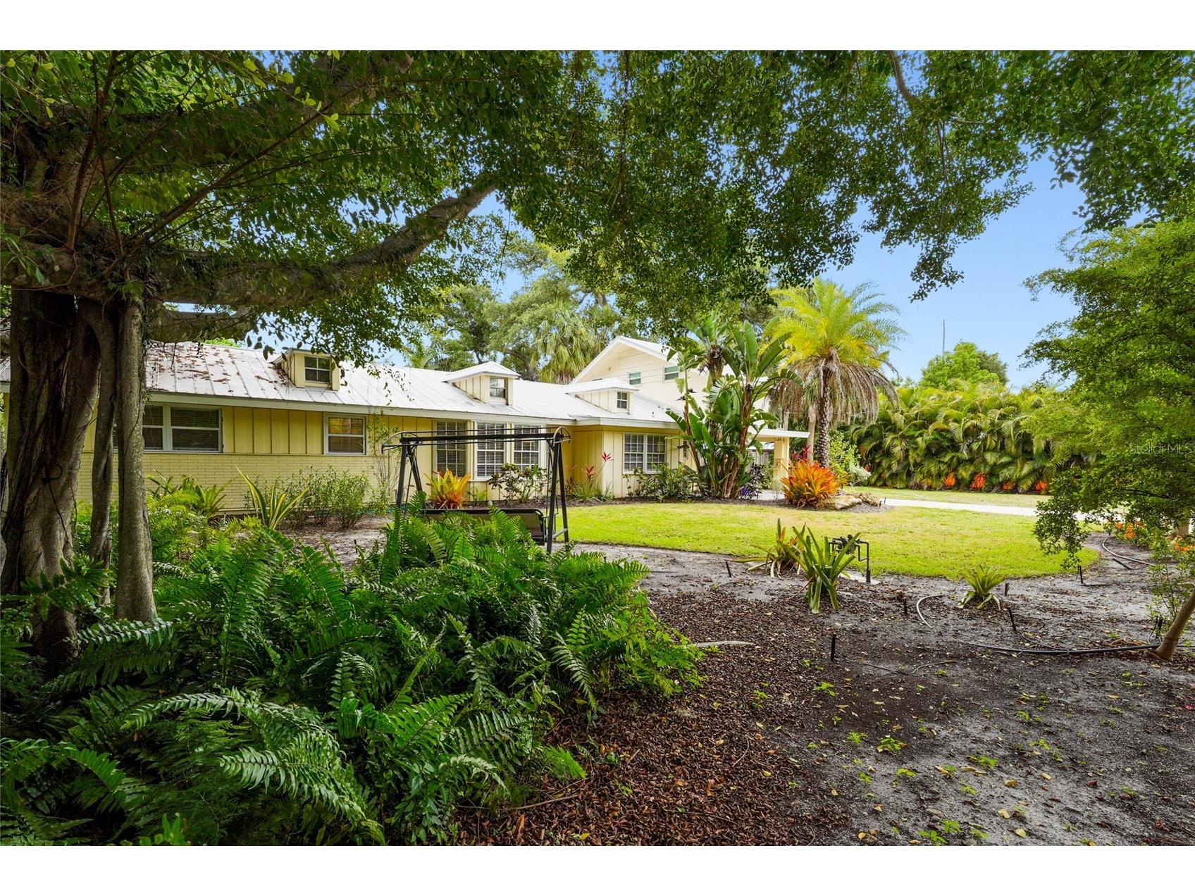 2480 Alameda Avenue Sarasota FL 34234 A4695803 image54