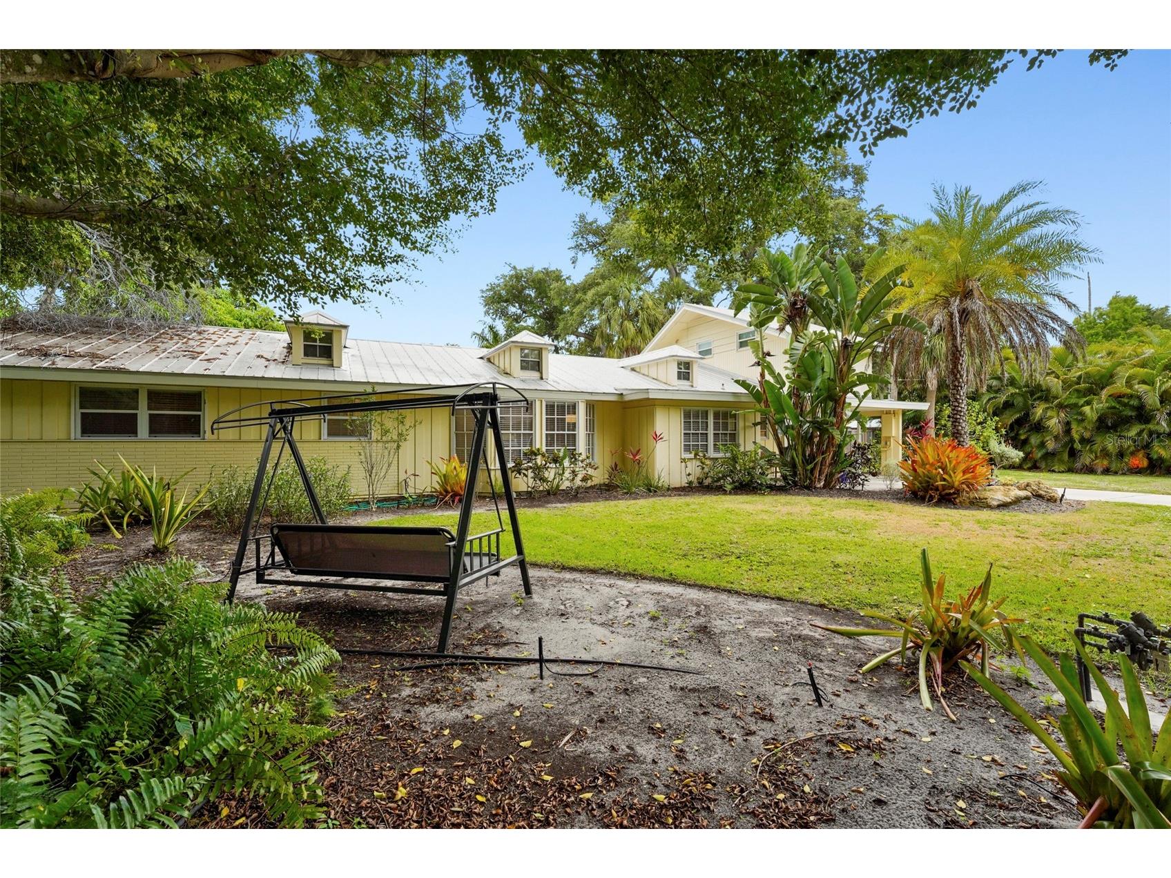 2480 Alameda Avenue Sarasota FL 34234 A4695803 image55