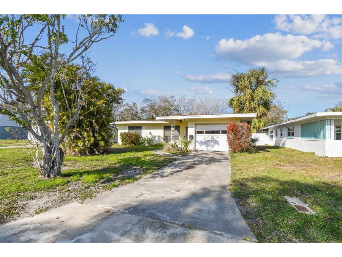 2480 Baywood Drive E Dunedin FL 34698 TB8346429 image1