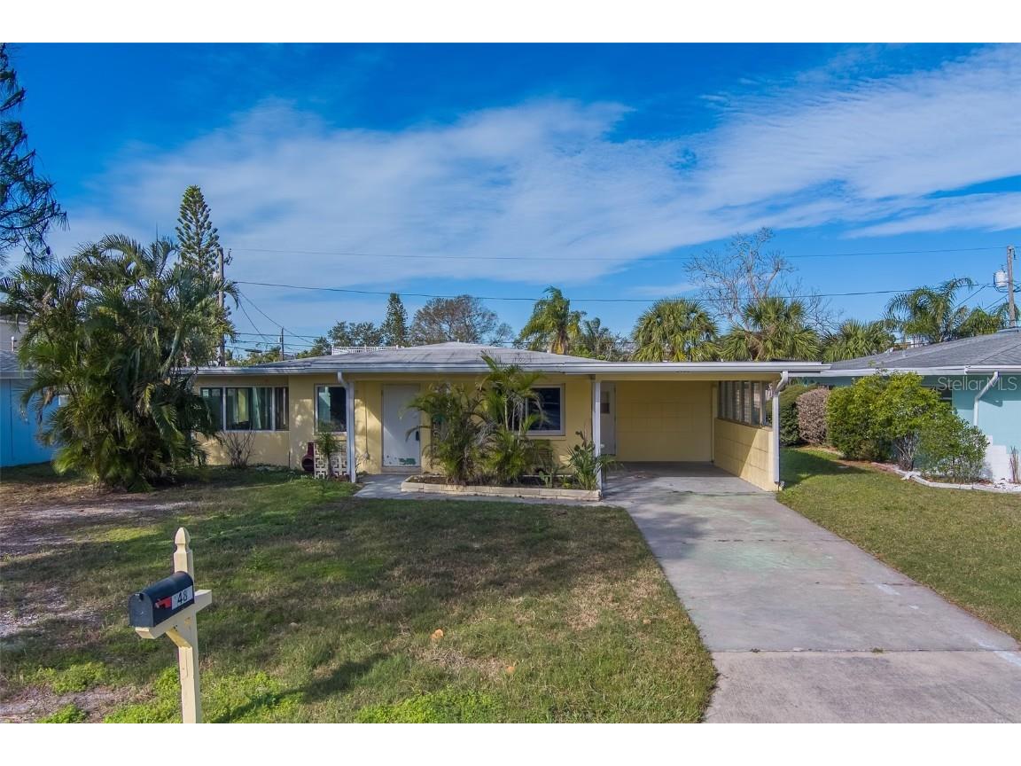 2480 Del Rio Way Dunedin FL 34698 TB8335145 image1