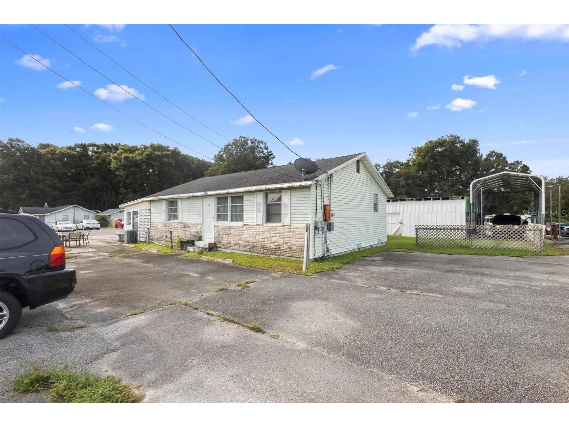 2480 N Woodland Boulevard Deland FL 32720 V4940020 image16