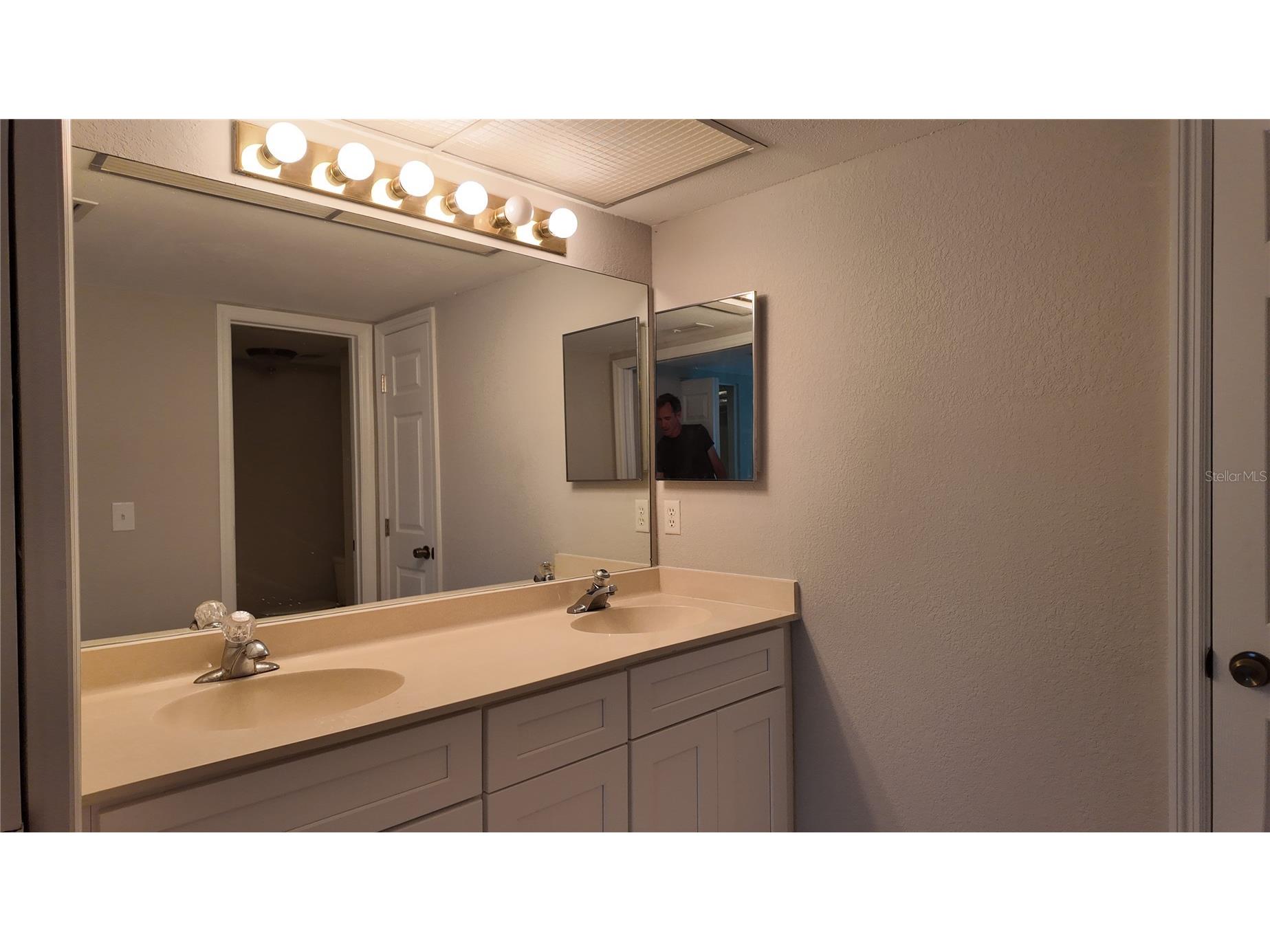 2480 Pelican Court #102R Clearwater FL 33762 TB8513152 image10