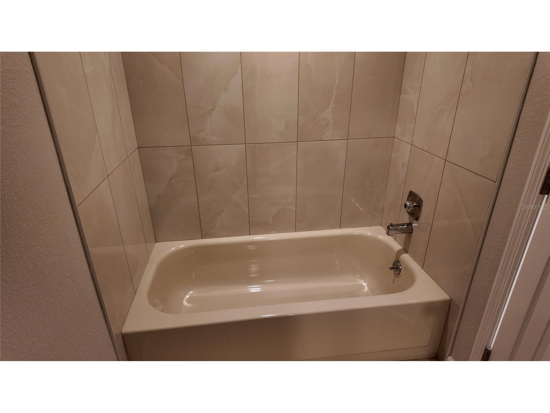 2480 Pelican Court #102R Clearwater FL 33762 TB8513152 image13