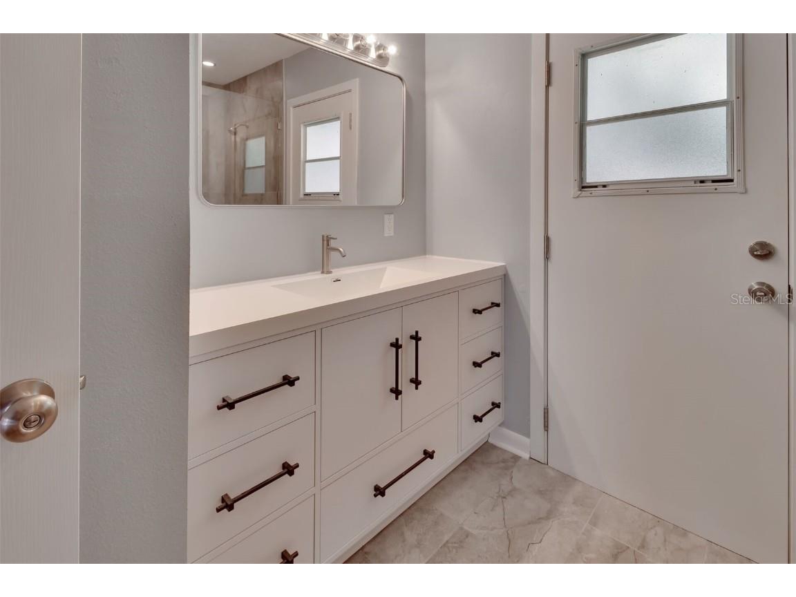 2480 S Glen Eagles Drive Deland FL 32724 V4943424 image17