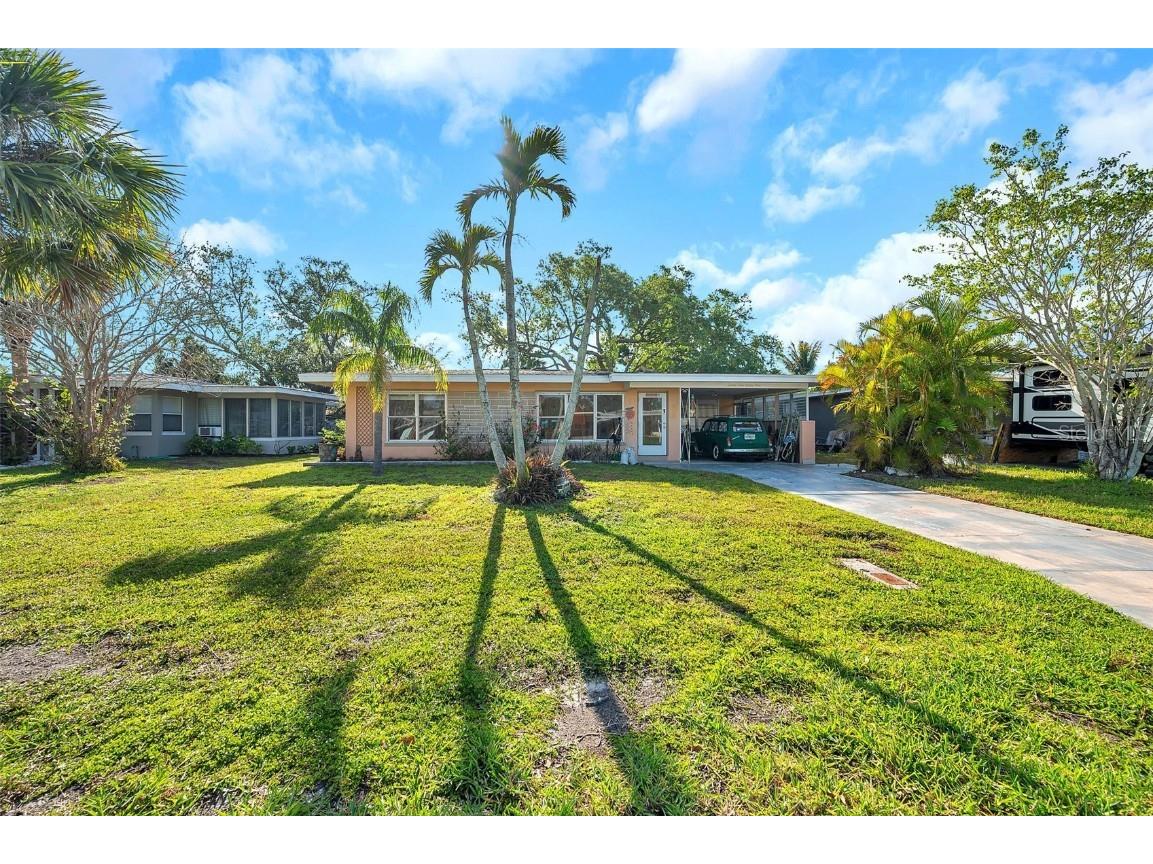 2481 Del Rio Way Dunedin FL 34698 TB8367237 image1