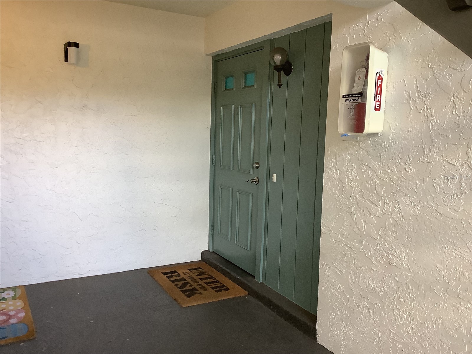 2481 Twin Drive #29 Sarasota FL 34234 A4672575 image10