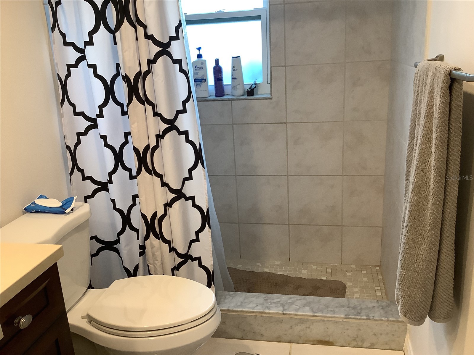 2481 Twin Drive #29 Sarasota FL 34234 A4672575 image21