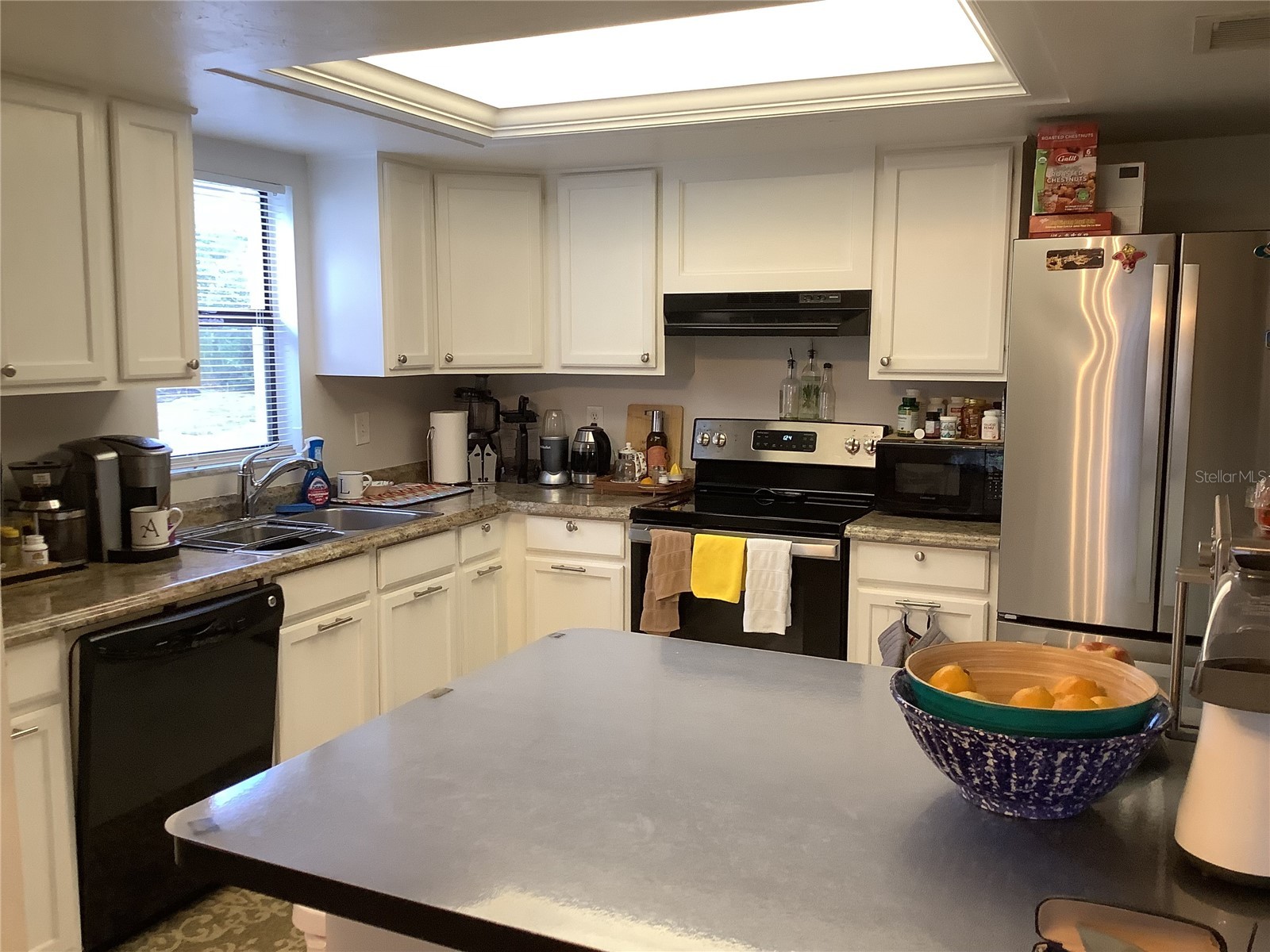 2481 Twin Drive #29 Sarasota FL 34234 A4672575 image30