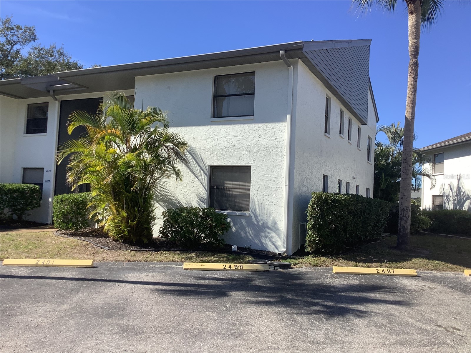 2481 Twin Drive #29 Sarasota FL 34234 A4672575 image39