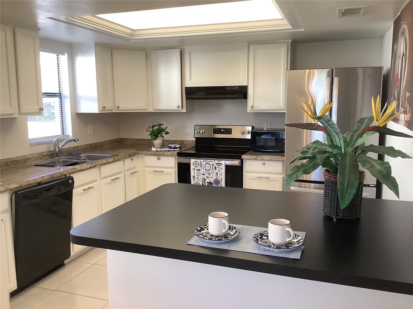 2481 Twin Drive #29 Sarasota FL 34234 A4672575 image42