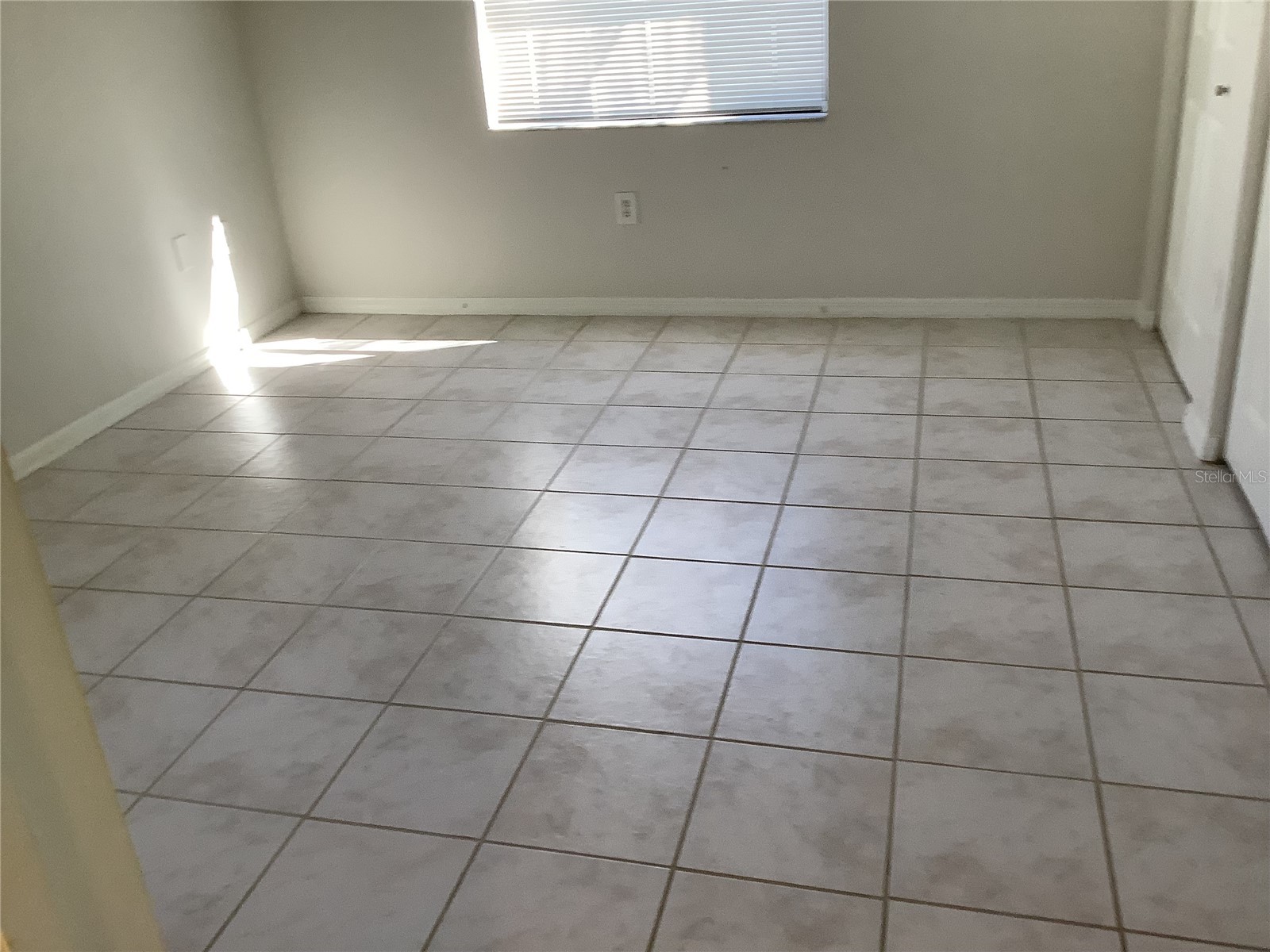 2481 Twin Drive #29 Sarasota FL 34234 A4672575 image53