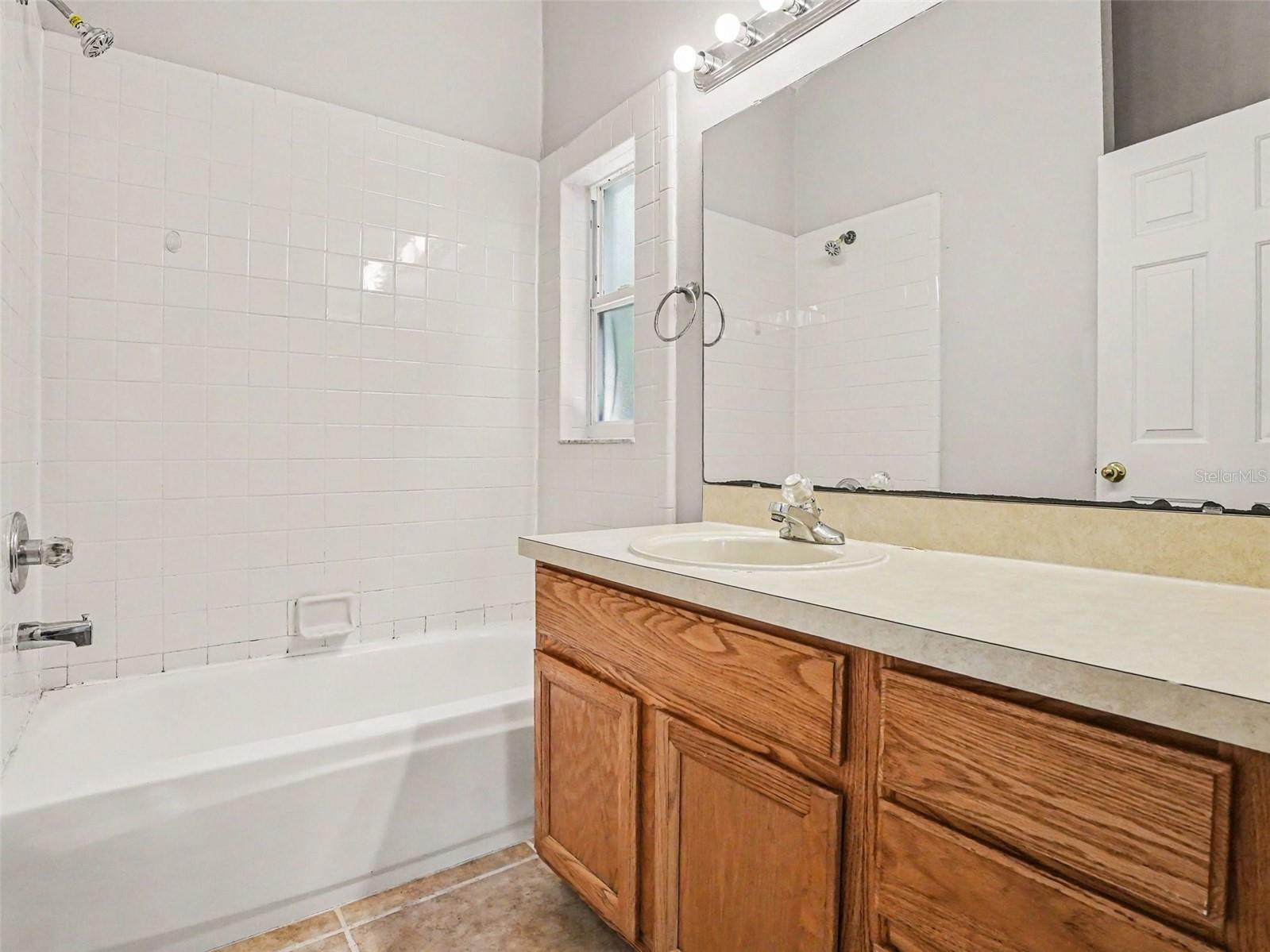2481 Winchester Boulevard Kissimmee FL 34743 O6413677 image3