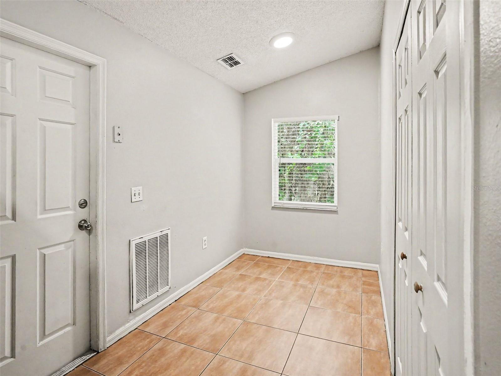 2481 Winchester Boulevard Kissimmee FL 34743 O6413677 image8