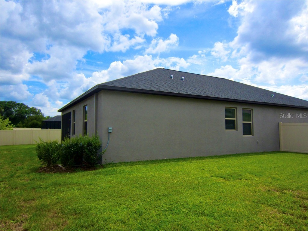 24815 Lambrusco Loop Lutz FL 33559 TB8432203 image39