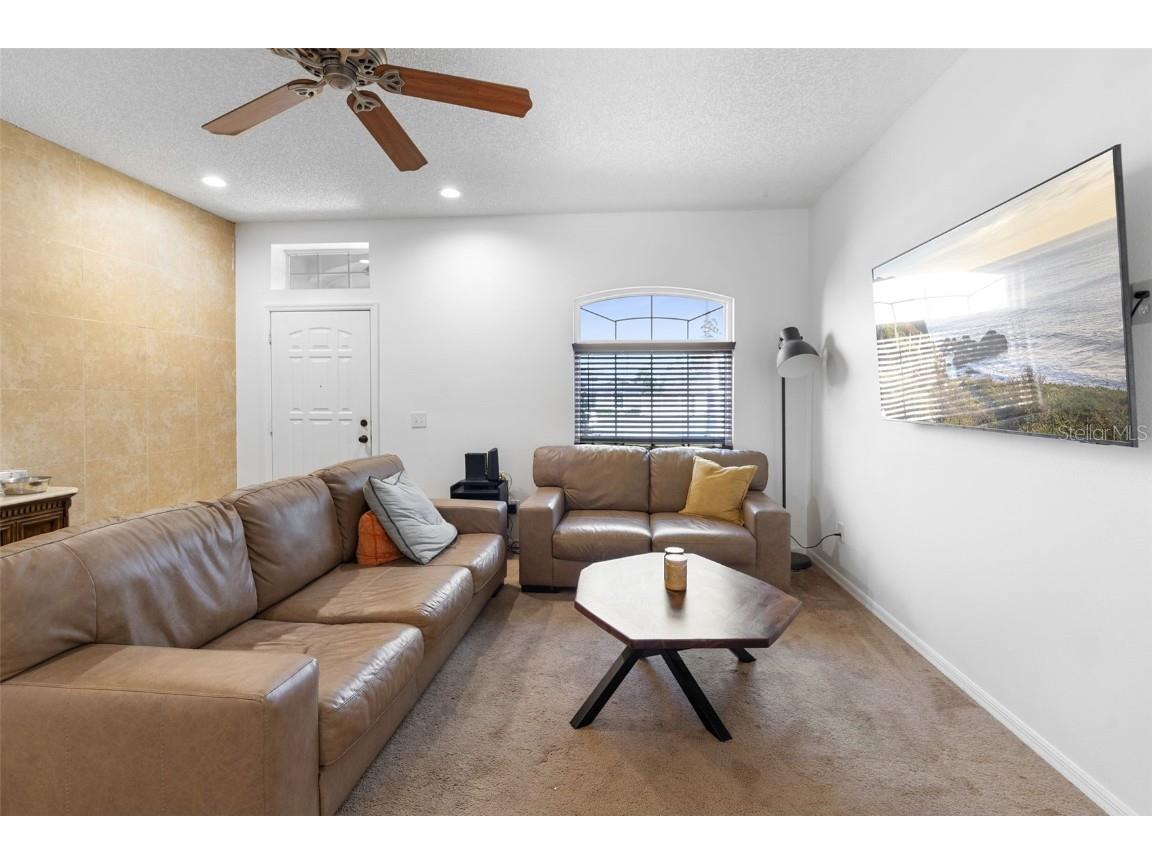 2482 E Tipton Drive Deltona FL 32738 V4945711 image4