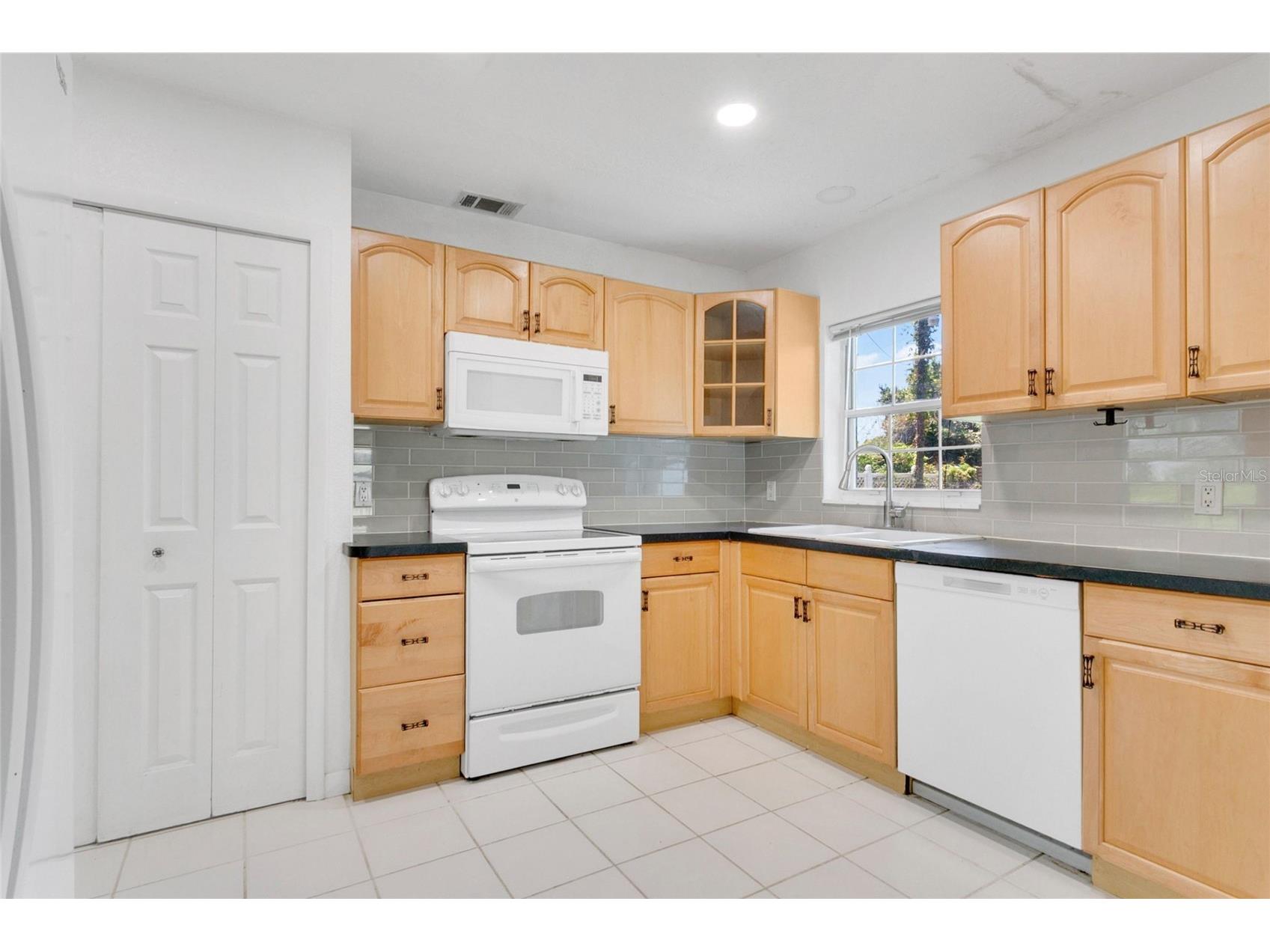 2482 Roxbury Road Winter Park FL 32789 O6406443 image5