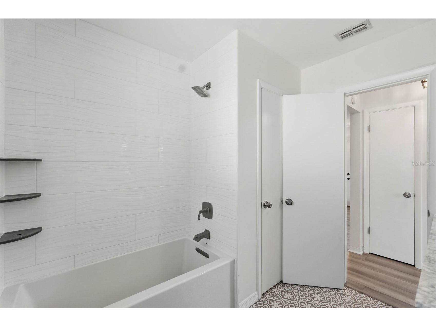 2483 66th Terrace S Saint Petersburg FL 33712 TB8485320 image24