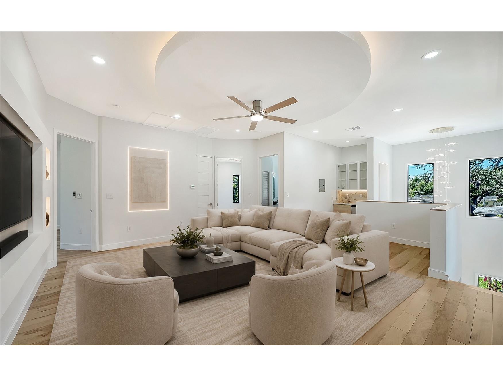 2483 Bay Street Sarasota FL 34237 A4698594 image29